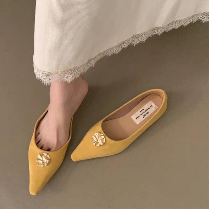Fashion Spring New Flat Shoes Women's Pointed Head Shallow Mouth Suede Metal Buckle Soft Sole Anti-slip Wear-resistant Single Shoes