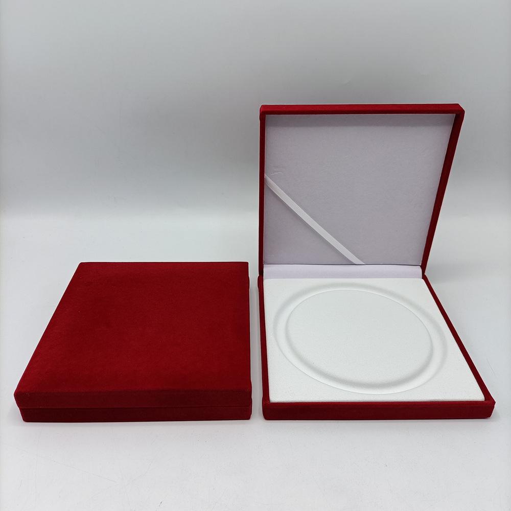 17x17 Perlenkette Geschenkbox: Beflockter Stoff, PU-Leder, Runde Mitte, Kettenverpackung
