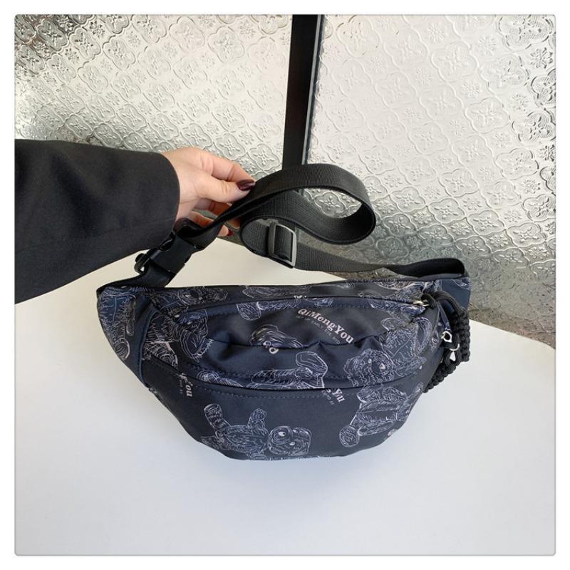 Canvas Casual Single Shoulder Women's New Trendy Messenger Bag Summer Sports Breast Bag Niche Trendy Fanny Pack