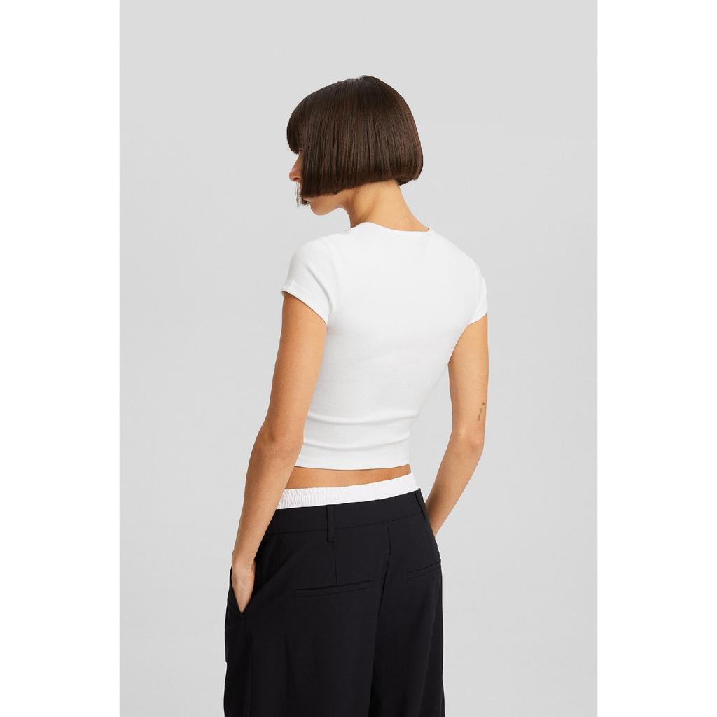 Tricou cu maneca scurta cu decolteu