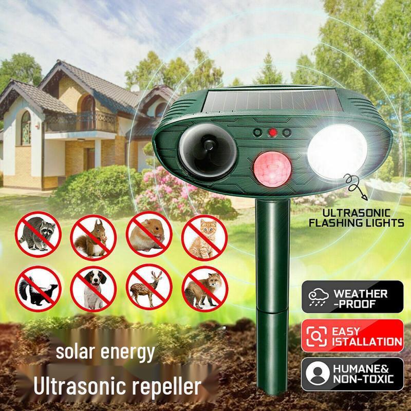 Solar-Powered Ultrasonic Animal Repeller with Flashing Lights for Cats, Dogs, Rats, and Birds