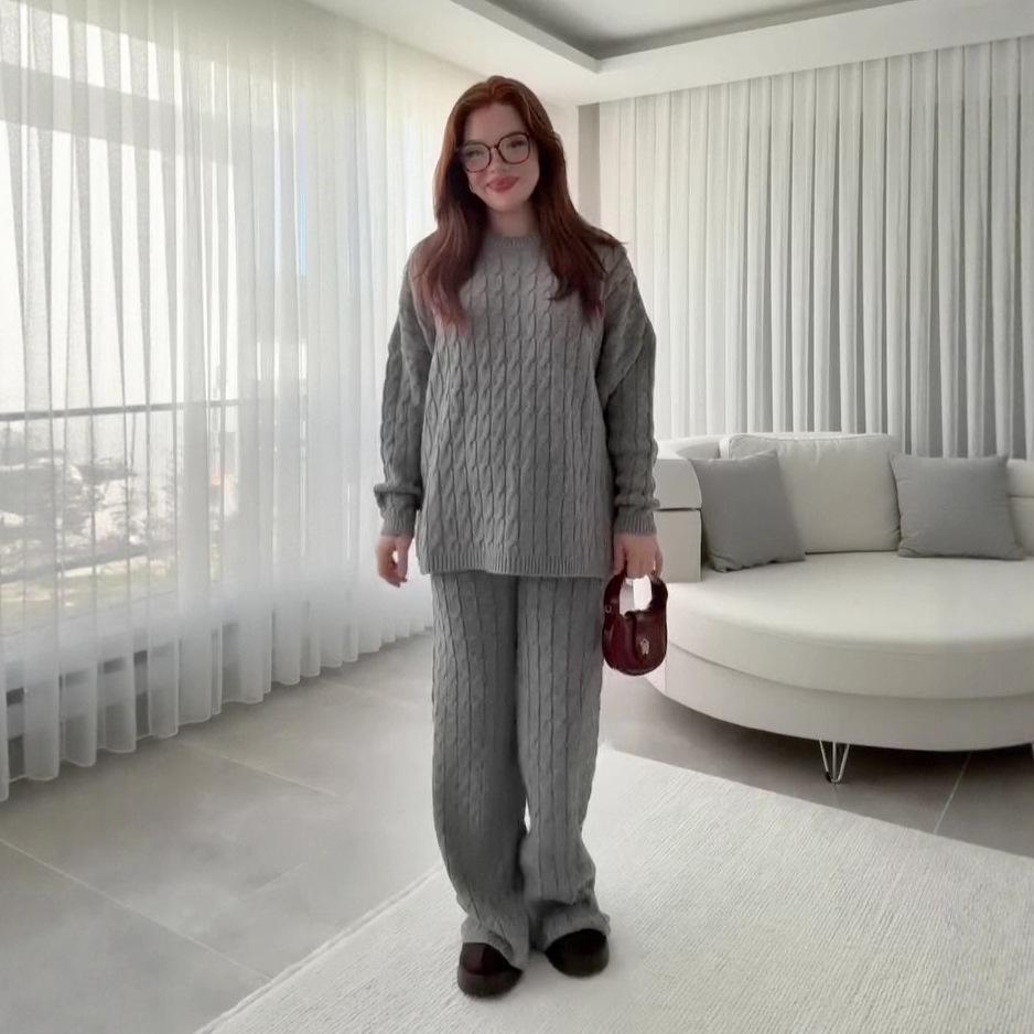 2025 Autumn European & American Women's Casual Knit Sweater and Loose Pants Two-Piece Set