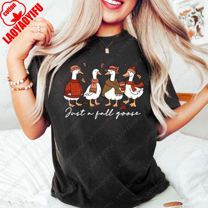 Cozy Fall Goose Men Women Tshirt Autumn Animal Funny Kawaii Pattern Tees Fallen Leaves Popular Cotton Regular Short Sleeve Gift