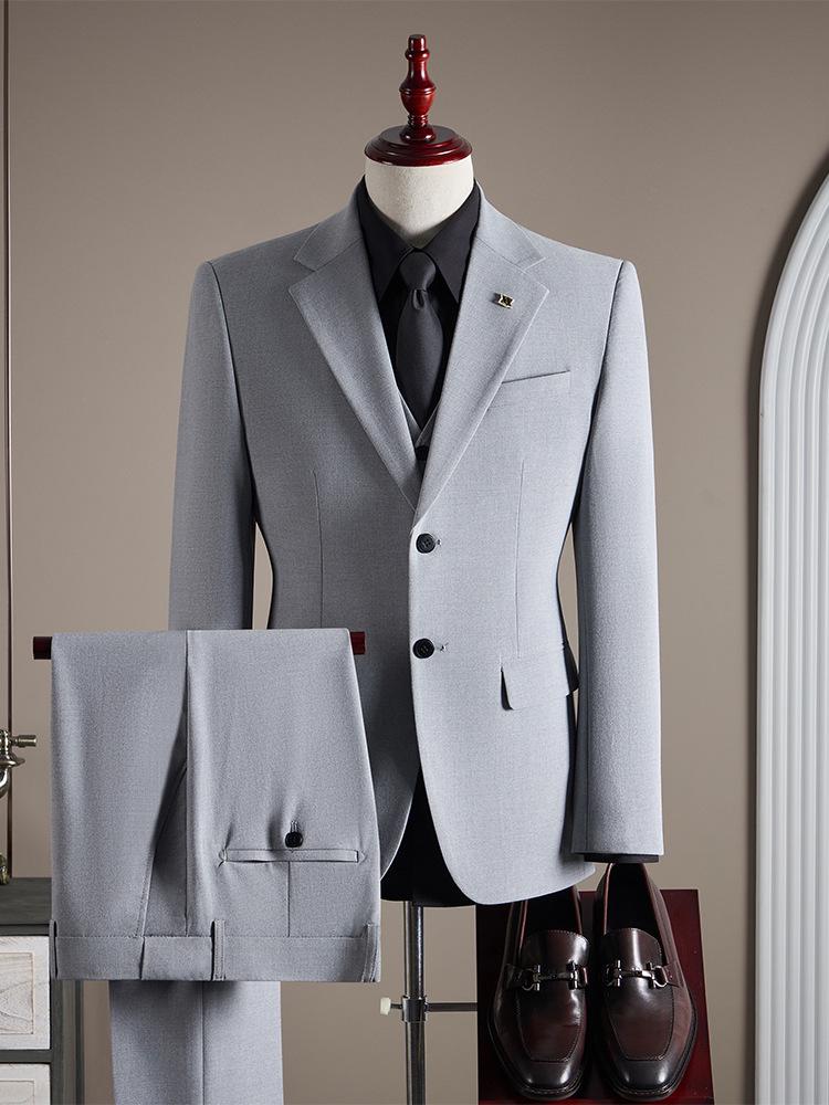 Men's Anti-Wrinkle Slim Fit Business Suit: High-End Formal Wear for Weddings and Engagements.