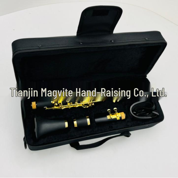 McGovern E Gold Bakelite Black B-flat 17-Key Clarinet