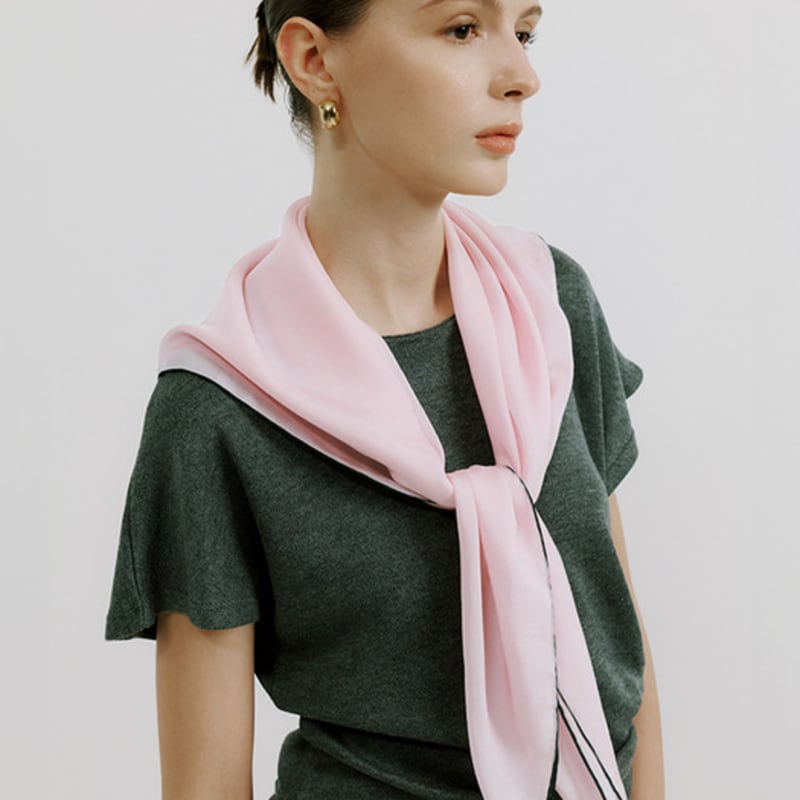 BARNEYS NEWYORK Silk Scarf Pink