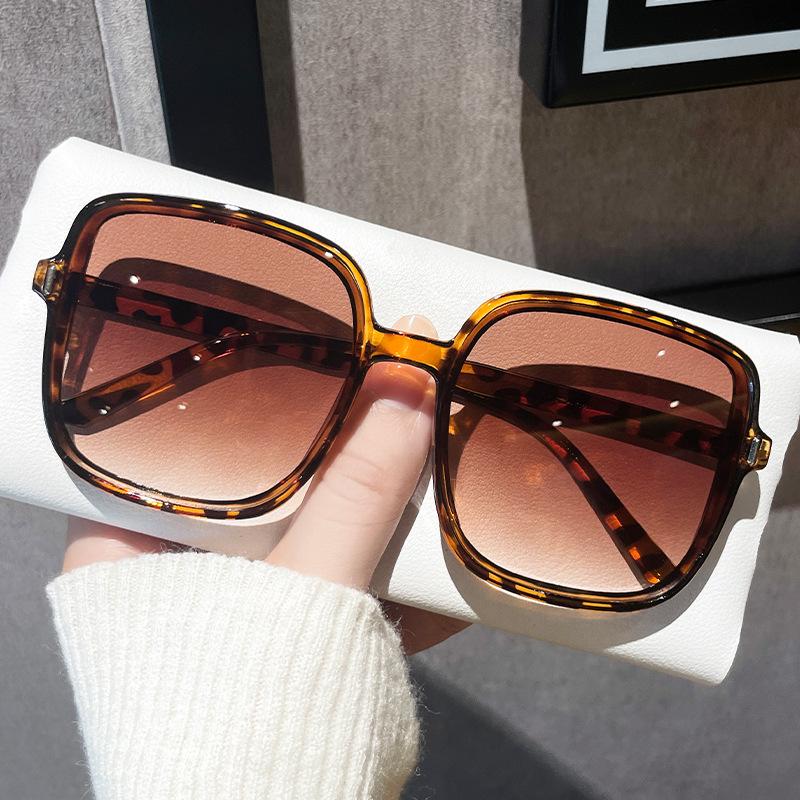 New Women'S Square Framed Minimalist Sunglasses Fashion Women Outdoor Street Photography Sun Glasses Men Eyewear