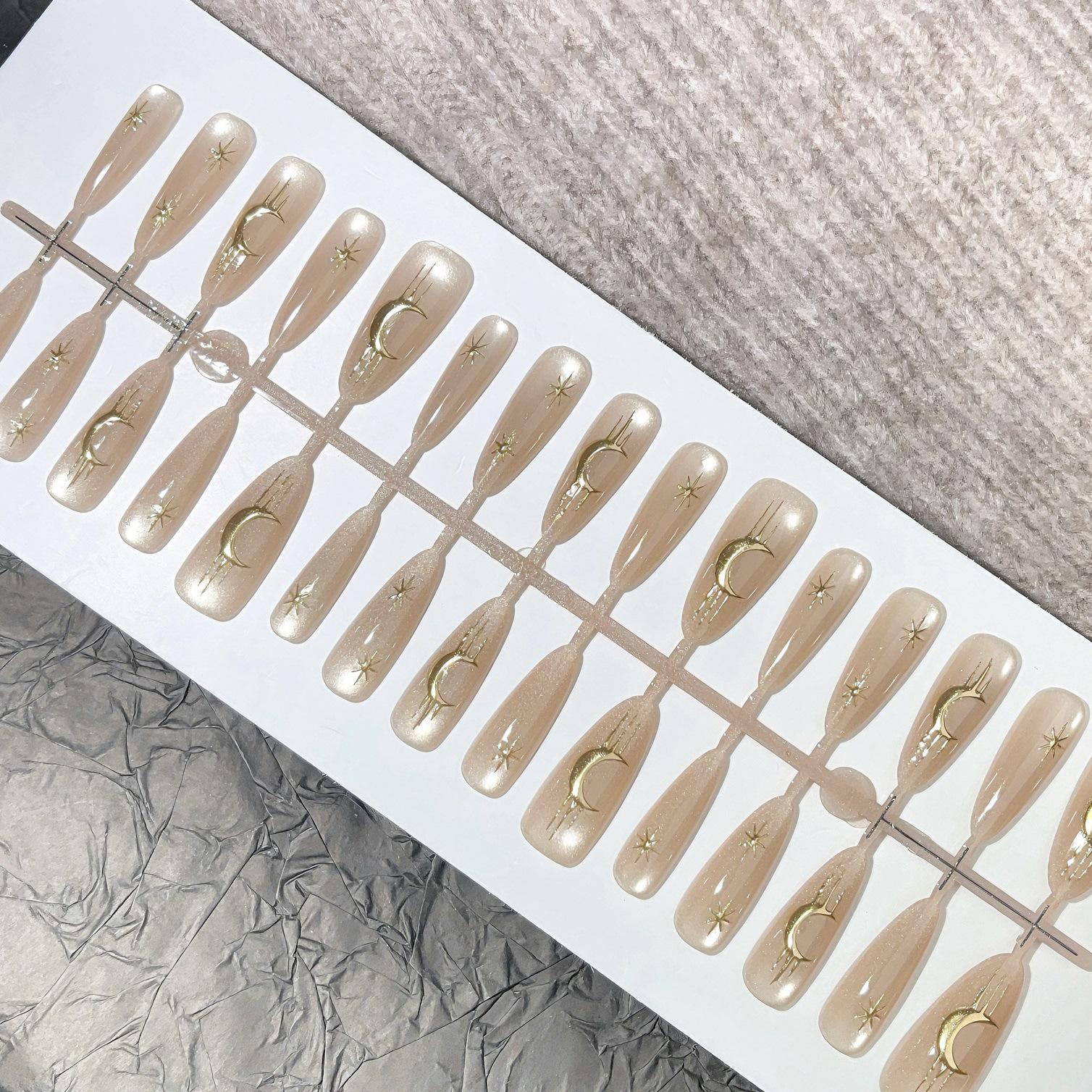 

Minimalist Skin-Whitening Cat Eye Stars & Moon Press-On Nails