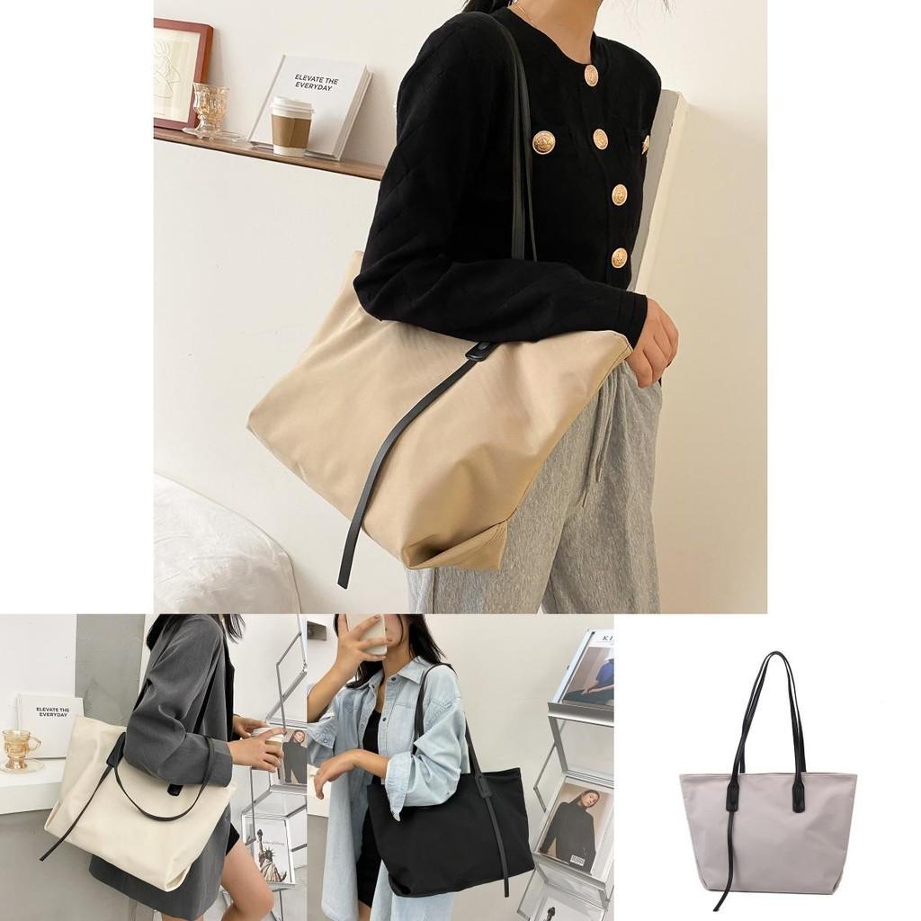 Stylish Nylon Women's Shoulder Bag 2023 Trendy Large Capacity Tote For Daily Use