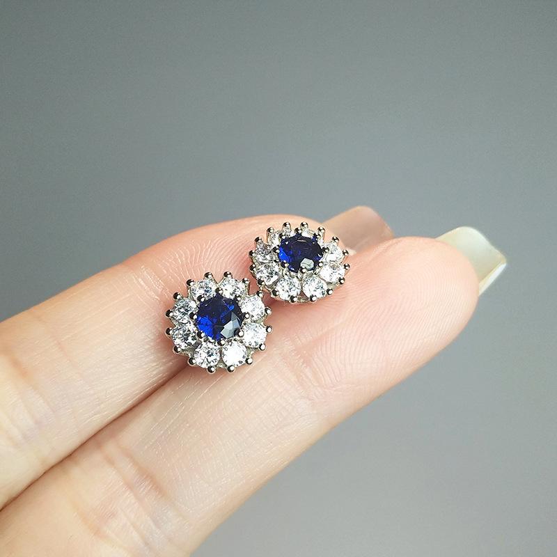 

Серьги-пусеты в виде цветка сапфира-имитации, женские изысканные высококлассные, с красным камнем, подсолнух, изумрудные свадебные серьги