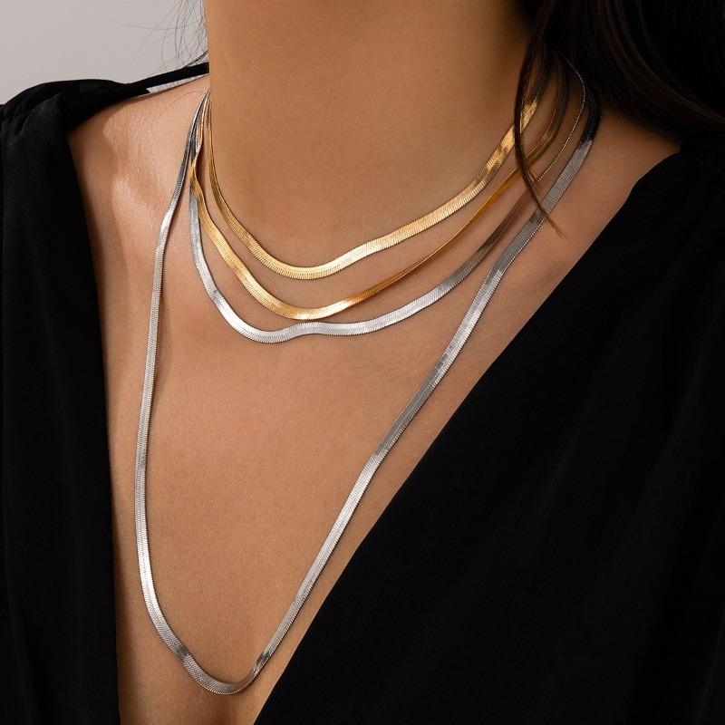 Punk metal snake bone chain necklace - women's unique geometric chain mixed color choker