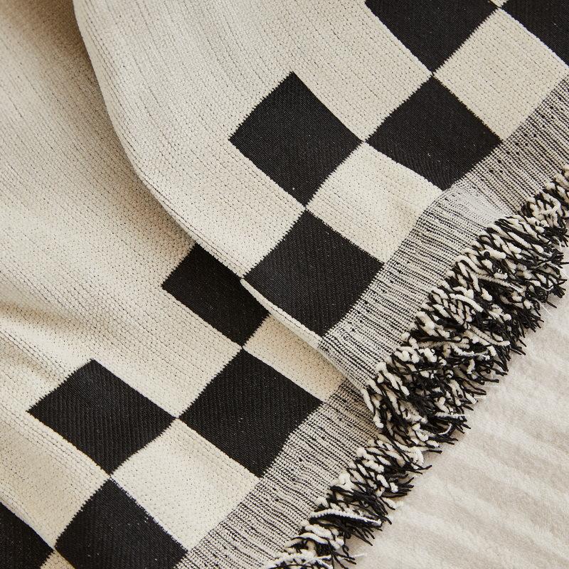 Нескользящее полотенце для дивана с надписью Four Seasons — фото 5