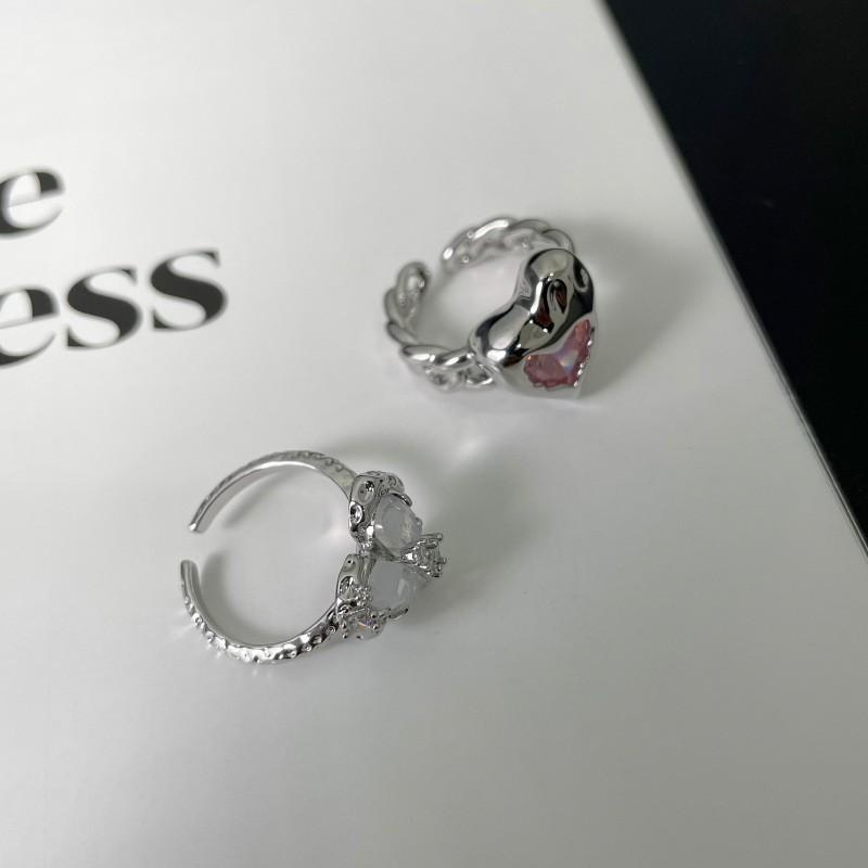 Exquisite High-end Crystal Heart Adjustable Ring For Women In Chic Minimalist Style