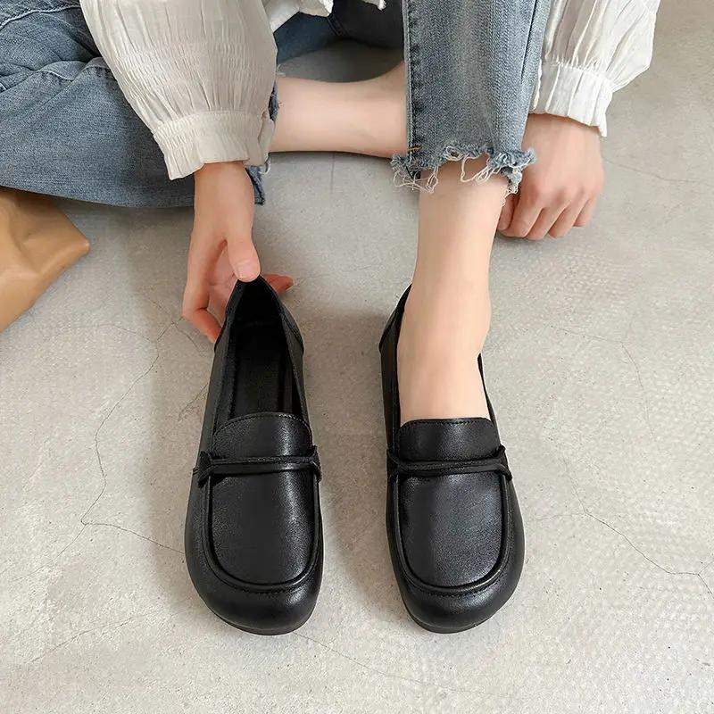 Shoes for Women Slip-on Loafers Woman Flats White Premium Harajuku Summer 2025 Vintage Modest Cheap A Line Clothing Sales Y2k