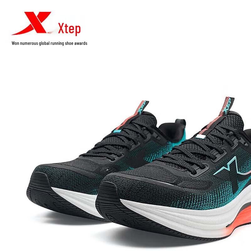 XTEP Men s Rebound Running Shoes 40
