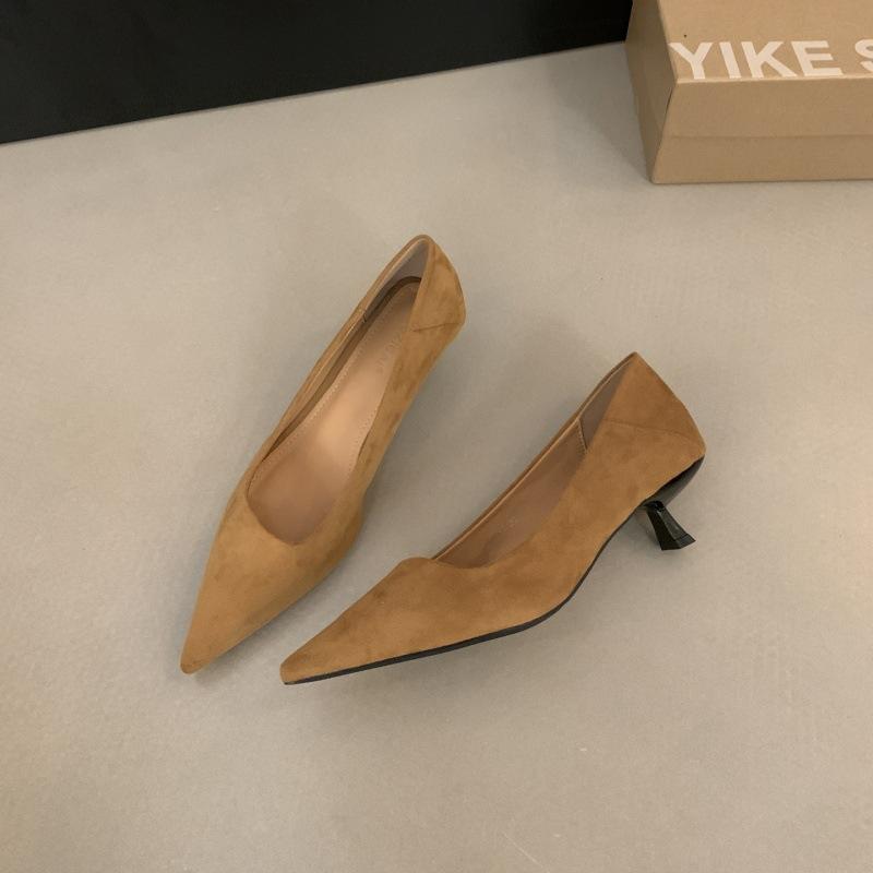 

Французские остроносые туфли-лодочки и черные туфли на высоком каблуке женские 2025 новая весна и осень тонкий каблук замша с открытым верхом офисные туфли 41 верблюд