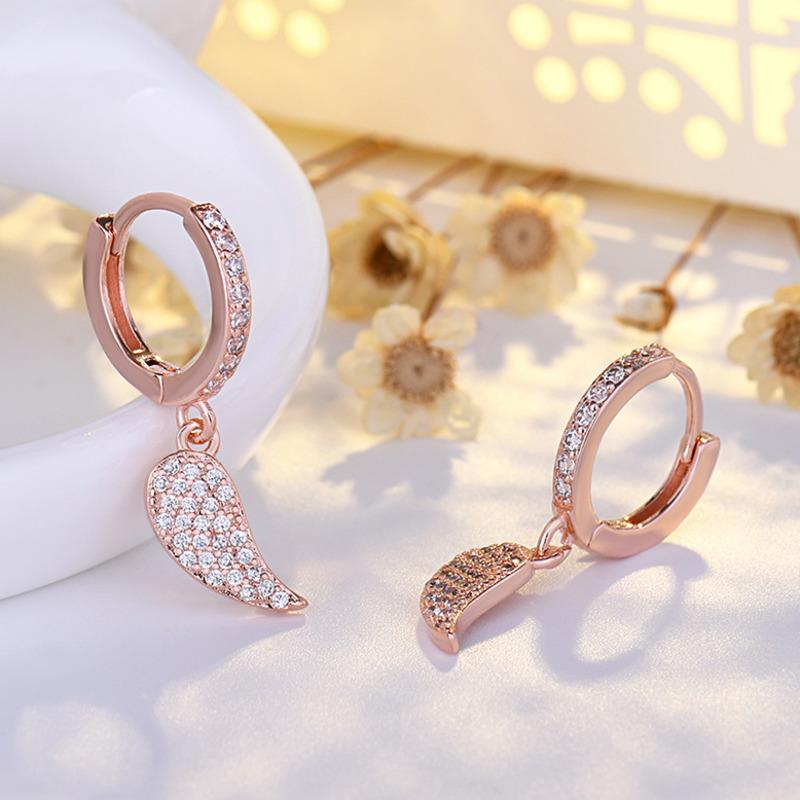 BELLA BOX Pure Silver Gold-plated Vacation Style Earrings With A Light Luxury And High-end Feel, Slightly Inlaid Zircon Ear Buckles