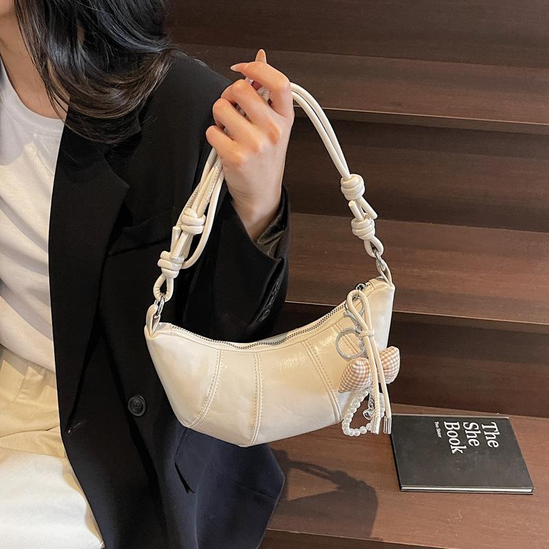 Niche design bag women's spring and summer 2025 new fashion one shoulder crossbody croissant bag high-end underarm dumpling bag