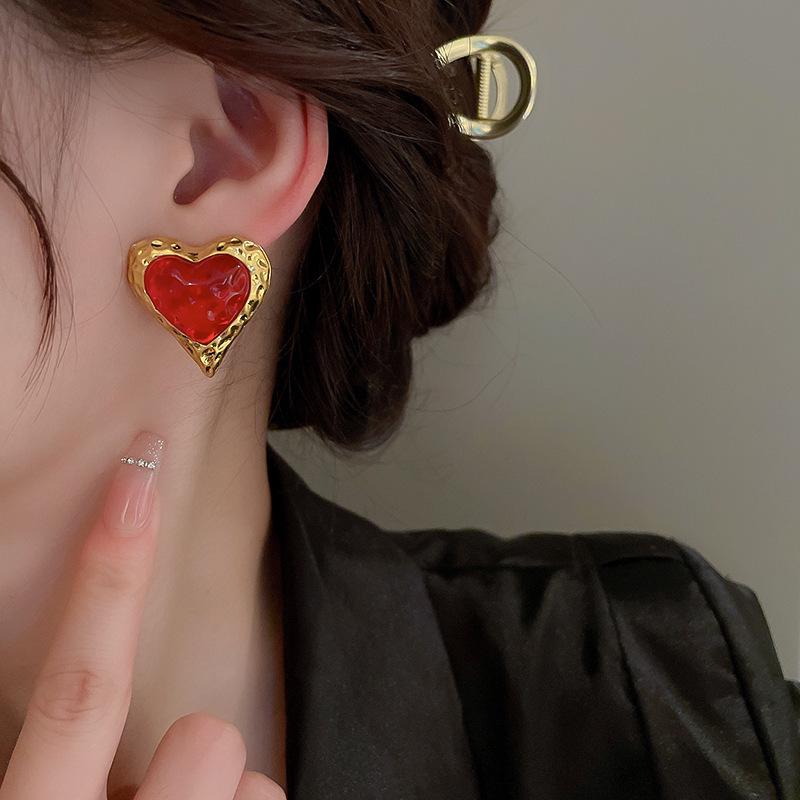 Real Gold-Plated Silver Needle Heart-Shaped Freshwater Pearl Earrings, Vintage Chinese Style