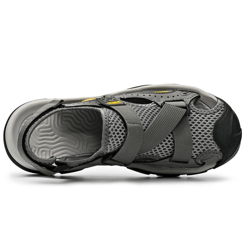 Men's Sandals Summer Mesh Breathable Beach Sandals Soft Sole Anti-Slip Sports Men's Shoes Outdoor Comfortable Flip Flop Sandals