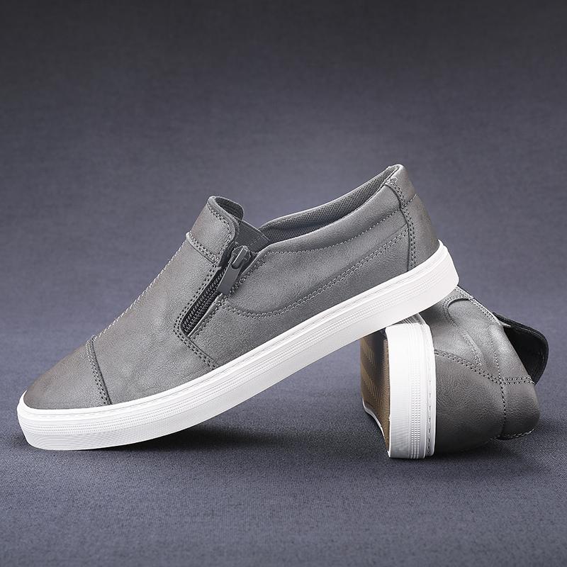 Nové ležérní kožené boty pánské pohodlné nazouváky Britský styl ležérní kožené boty pro muže móda Yuppie tenisky Mužské