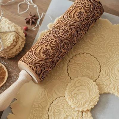 Wood Carved Rolling Pin for Baking Cookies, Biscuit, Fondant Dough - 35CM Engraved Printed Roller, Christmas Holiday Gifts