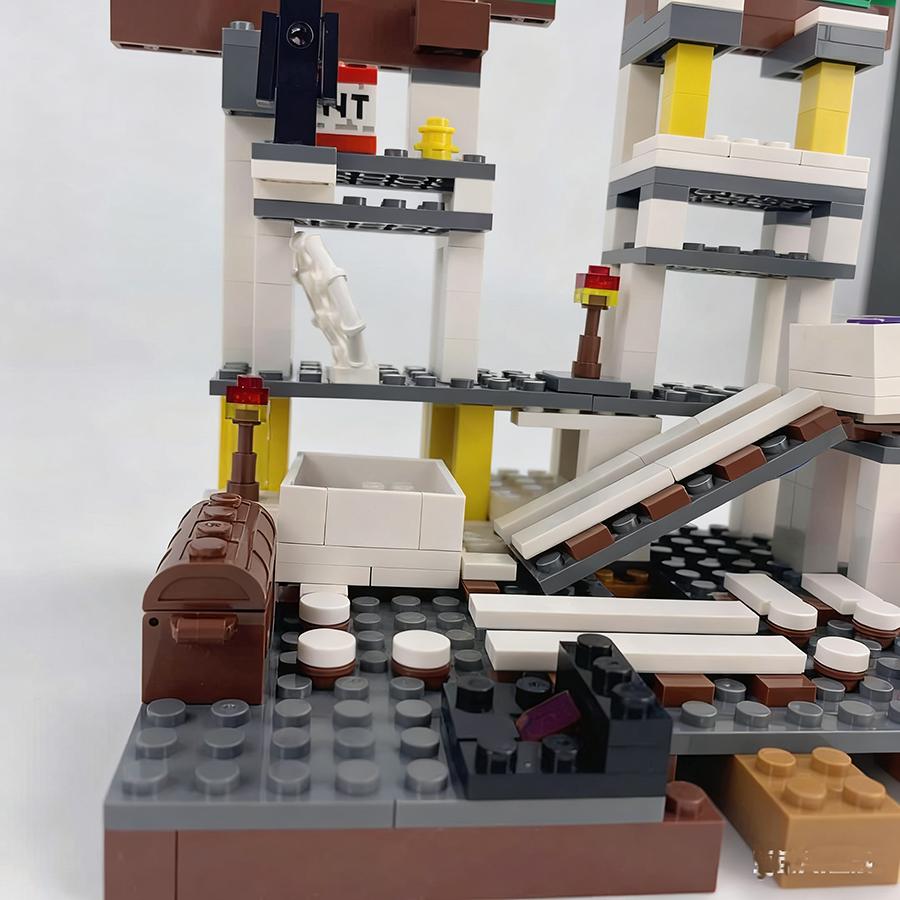 Il Mio Mondo Mio Set Blocchi da Costruzione con Mini Figure Bambini Fai da Te Mattoncini Giocattolo da Costruzione Design Paesaggistico Giardino Regalo Educativo
