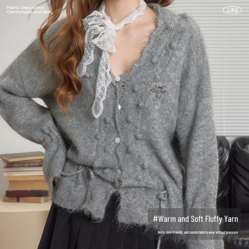 UNIFREE Women's V-Neck Knitted Sweater