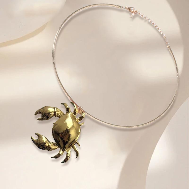 Fashion Personality Trend Versatile Niche Creative Crab Pendant Design Sense Collar Simple