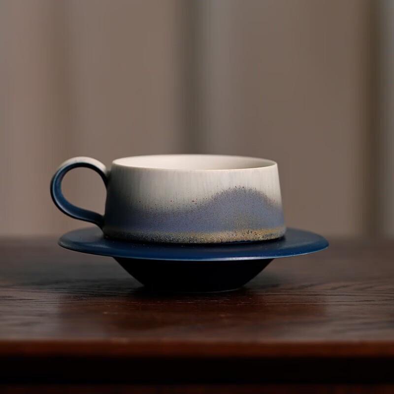 Stoneware Couple s Mugs with Infuser Set