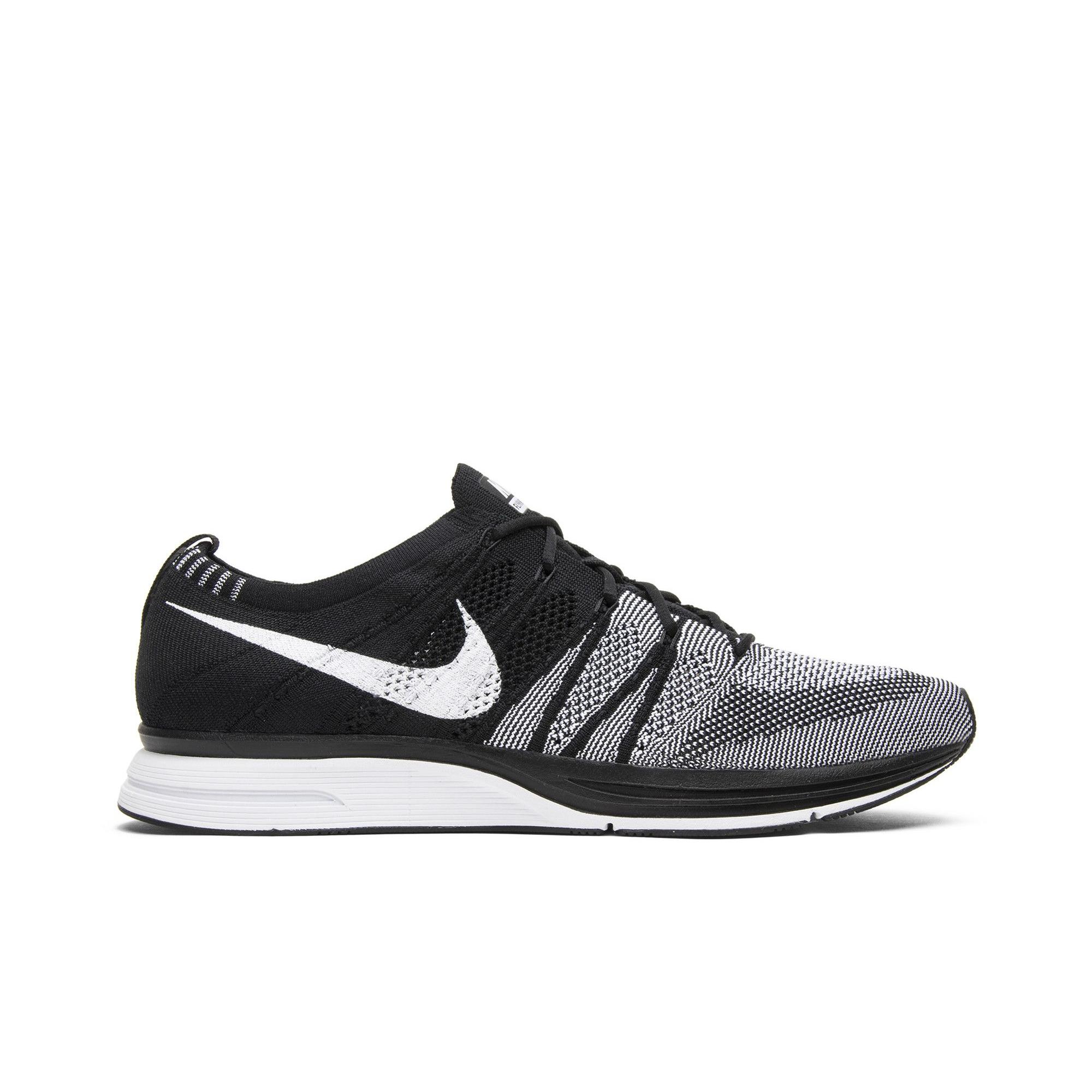 Nike Flyknit Trainer 2018 `Oreo` (Unisex)