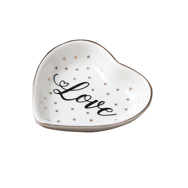 Cross-border Ceramic Heart-Shaped Jewelry Storage Tray for Rings, Necklaces & Perfume – Creative High-End Feel Desktop Ornament