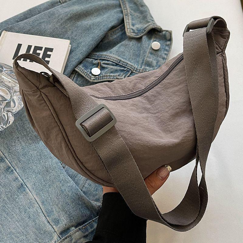 Podzimní dámská ležérní všestranná crossbody taška 'knedlík' - Velká kapacita pro každodenní použití