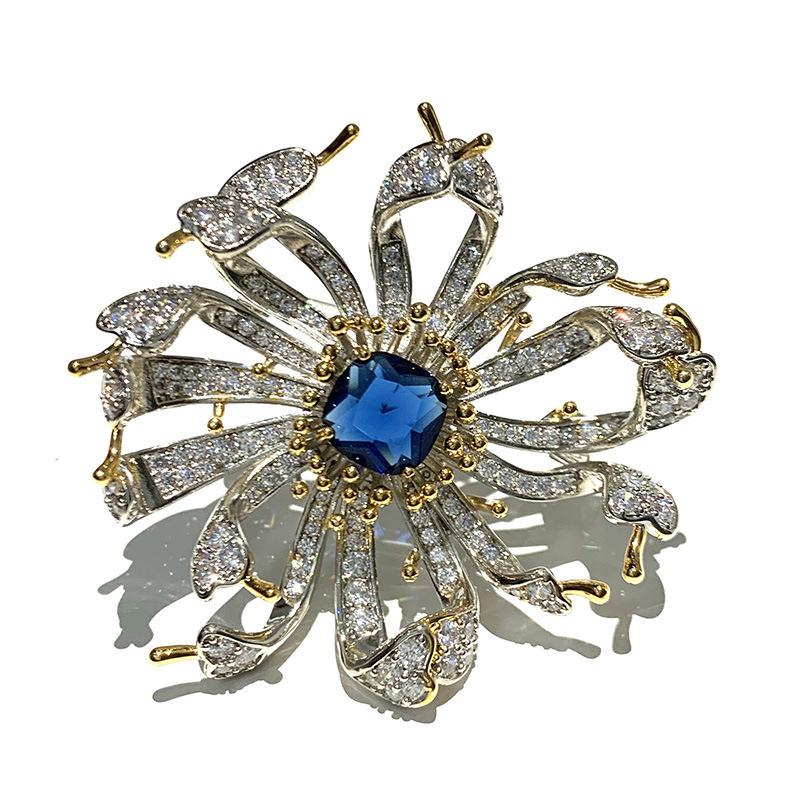 Bo Xin Yun High-End Chinese Chrysanthemum Brooch Ornament for Qipao.
