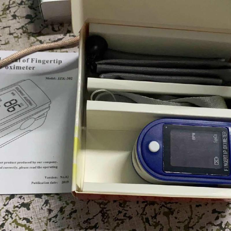 

Палец пульса монитор насыщения кислородом крови оксиметр измеритель артериального давления синий