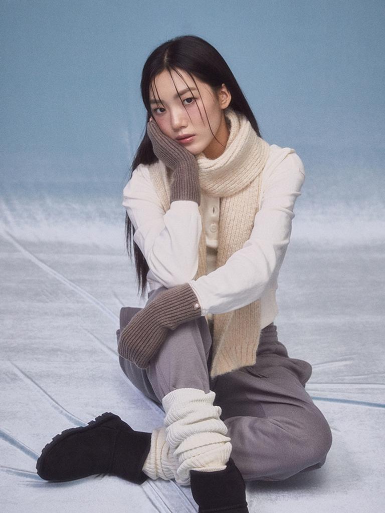 Basic Knit Muffler HPAAMFFV02