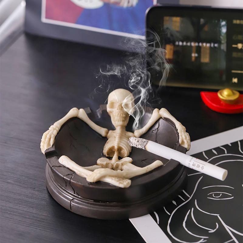 Creative Human Skeleton Resin Ashtray Unique Gothic Home Decoration Halloween Gift Desktop Ornament