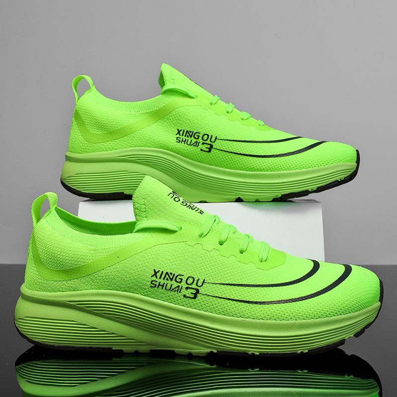 

2025 summer new men s and women s trend marathon running shoes flying woven breathable youth casual sports shoes 46