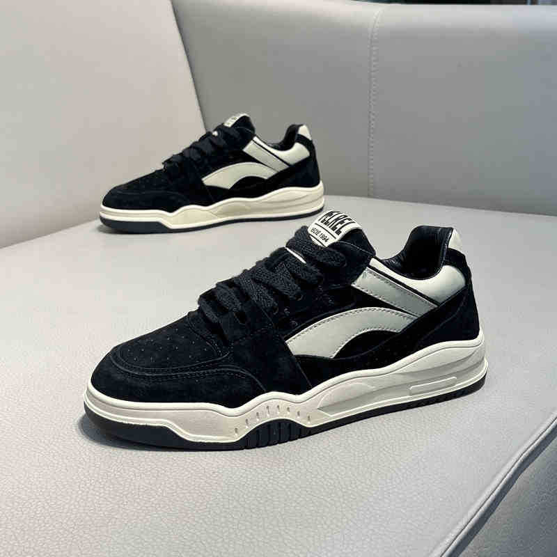 

Student flat-bottomed contrasting color casual board shoes spring and autumn new retro trend low-top lace-up thick-soled wear-resistant sports shoes 39