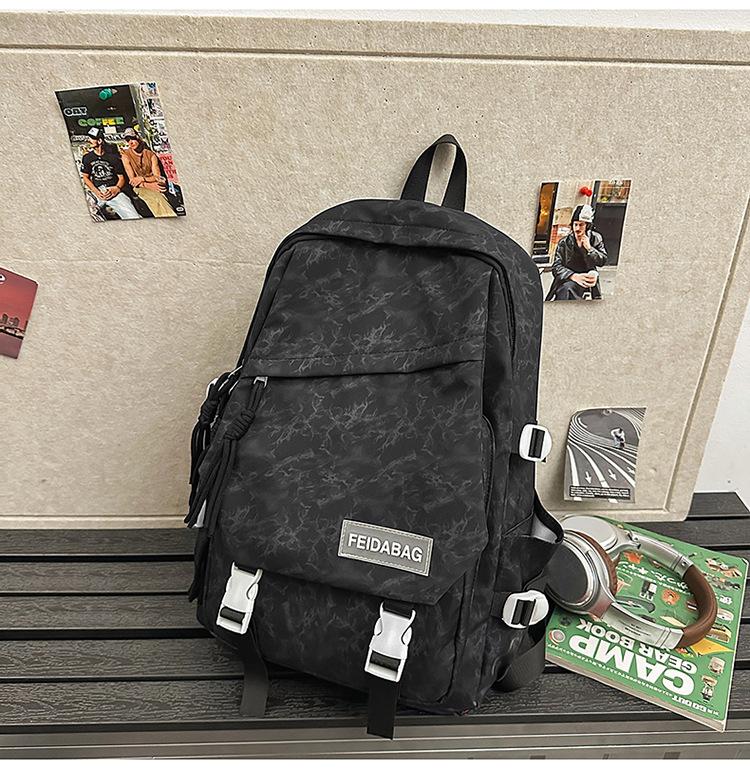 School bag 2025 new backpack light leisure simple outdoor travel backpack junior high school large capacity versatile school bag