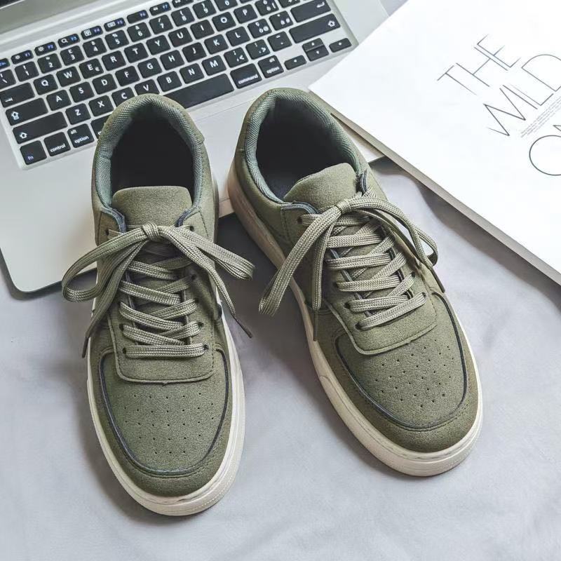 High-value Handsome 2025 New Small Black Shoes Casual Platform Versatile Sports Students Black Board Shoes American Retro