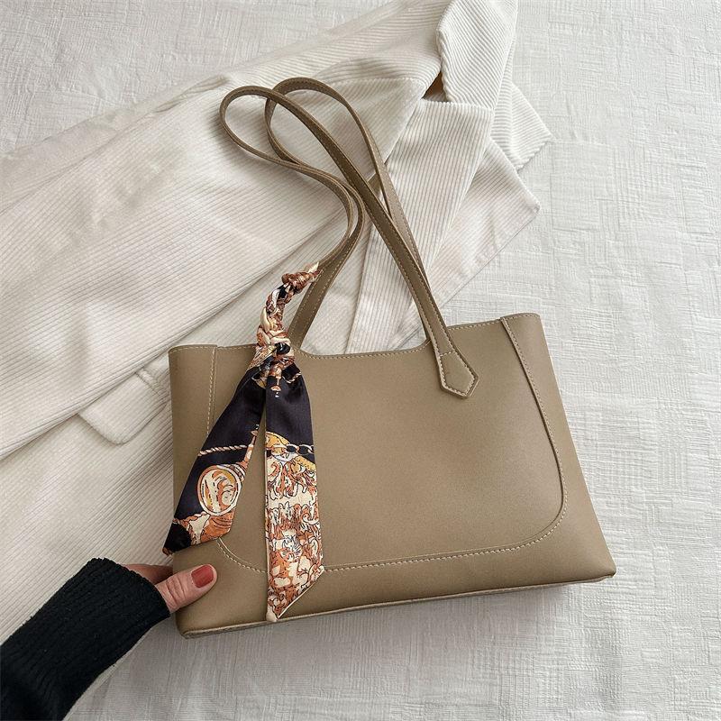 Premium bag women's large-capacity new trendy fashion retro shoulder bag versatile simple commuter tote bag