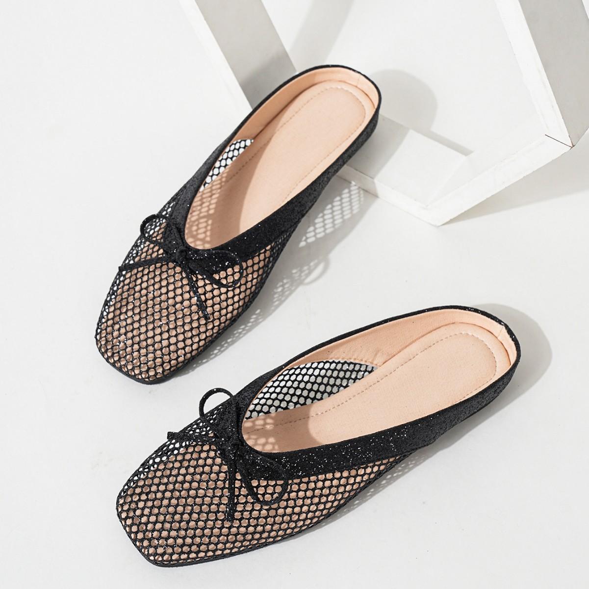 

Design sense golden bow hollowed bag head half slippers women wear lazy one pedal low heel muller shoes flat bottom 39 чёрный