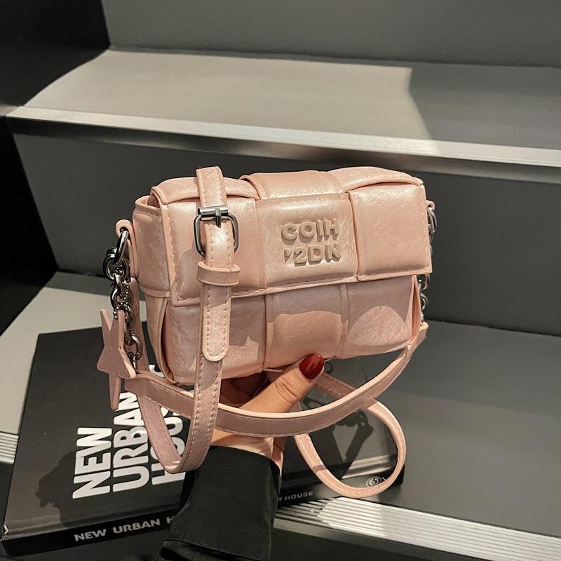 Women's Bag 2025 New Trendy High-end Fashion Versatile Shoulder Messenger Bag Autumn and Winter Woven Portable Small Square Bag