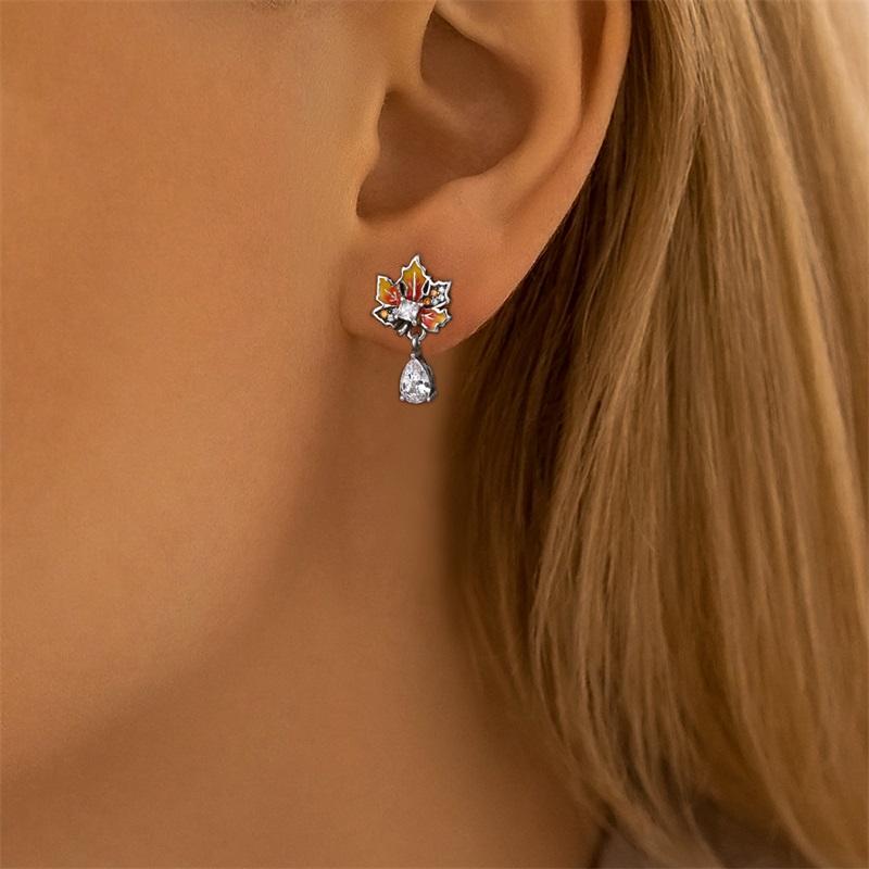 New in 925 Sterling Silver Autumn Maple Leaves Stud Earrings for Women Girl Ear Studs Fine Jewelry Fashion Luxury Anniversary