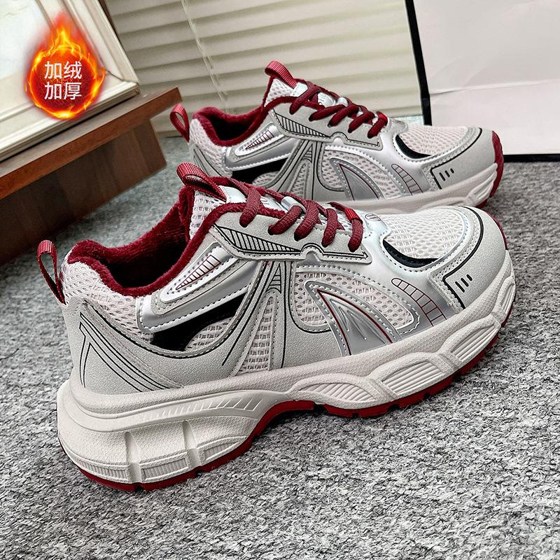 

Fleece ultra-light platform casual shoes women s versatile soft-soled dad shoes 2025 winter warm and small sports shoes 40