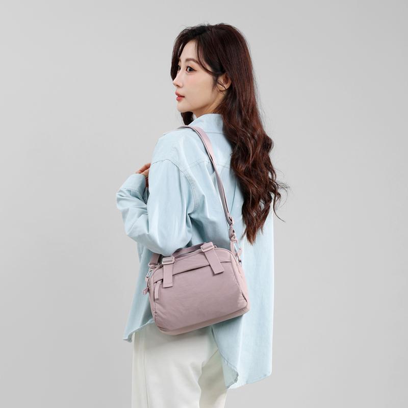 Travel Crossbody Bag Women's Shoulder Bag Portable Mother Bag