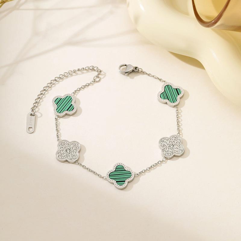 Fashion 18K Four-leaf Clover Bracelet Titanium Steel Light Luxury Senior Sense of Simplicity Fashion Versatile Bracelet