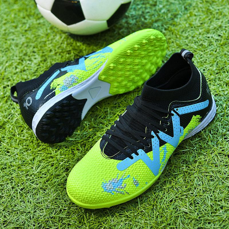 2025 New Football Shoes Long Nails Broken Nails Youth Men's Shoes Competition Training Shoes Women's Sports Shoes Large Size