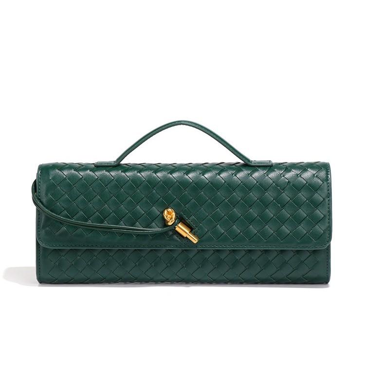 Trendy Spring And Summer Woven Soft Leather Dinner Bag Medieval Baguette Bag Organ Bag Horizontal Portable Messenger Bag